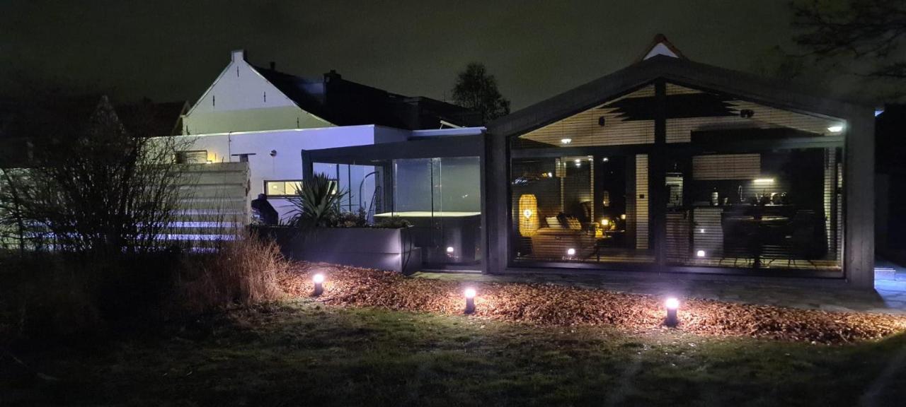 B&B Het Duinhuisje Met Jacuzzi, Gratis Parkeren, 2 Fietsen Te Leen, Airco 잔드보르트 외부 사진