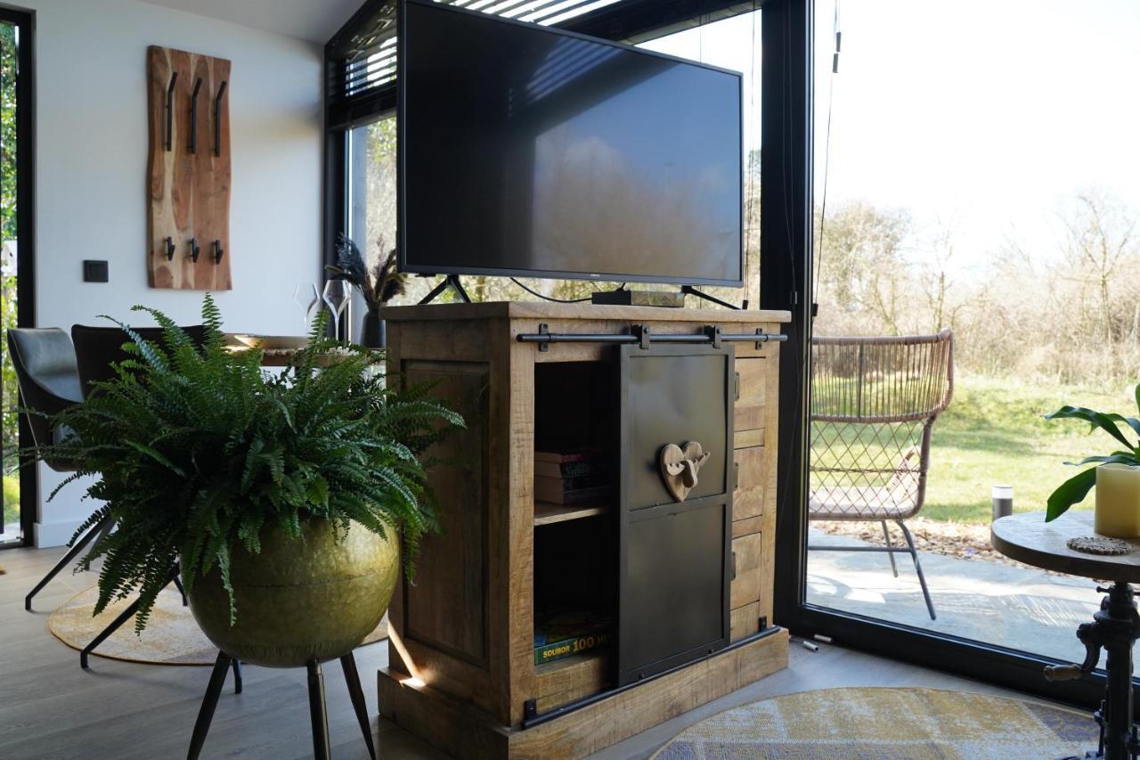 B&B Het Duinhuisje Met Jacuzzi, Gratis Parkeren, 2 Fietsen Te Leen, Airco 잔드보르트 외부 사진